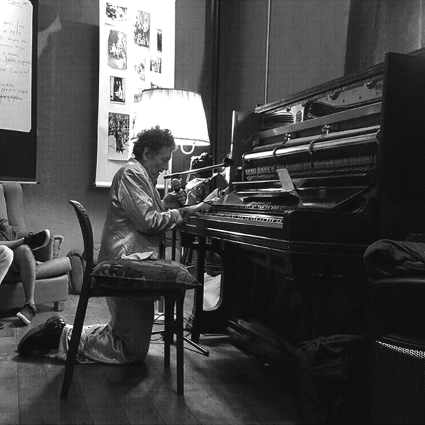 Live in Brussels